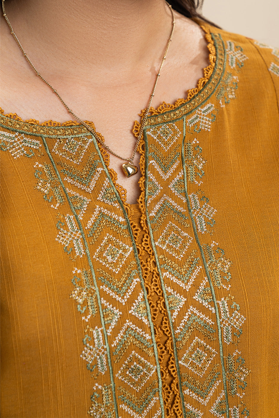 3 PIECE EMBROIDERED SLUB KHADDAR SUIT-AMBER BLISS (UNSTITCHED)