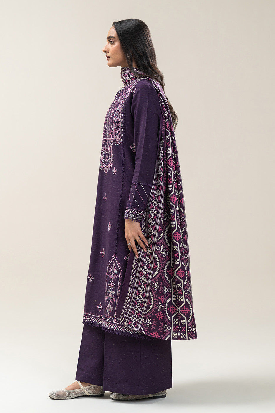 3 PIECE EMBROIDERED SLUB KHADDAR SUIT-SANGRIA MUSK (UNSTITCHED)