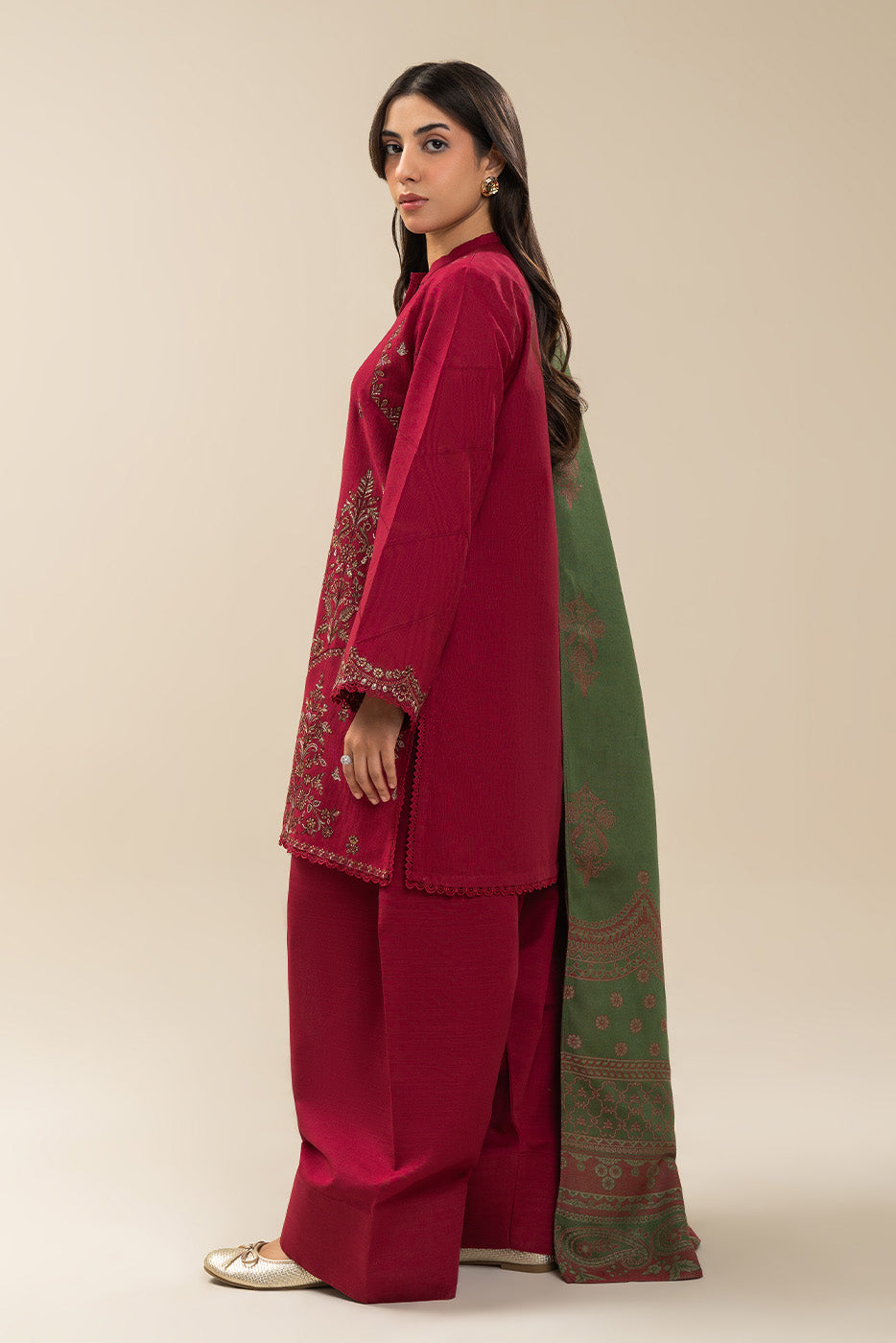 3 PIECE EMBROIDERED SLUB KHADDAR SUIT-POMPEIAN PASSION (UNSTITCHED)