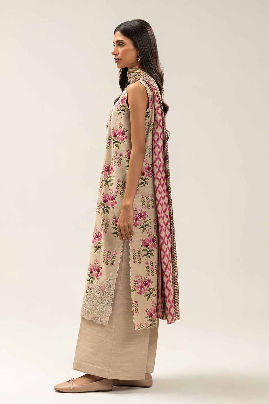 3 PIECE EMBROIDERED SLUB KHADDAR SUIT-LEGO GARDEN (UNSTITCHED)