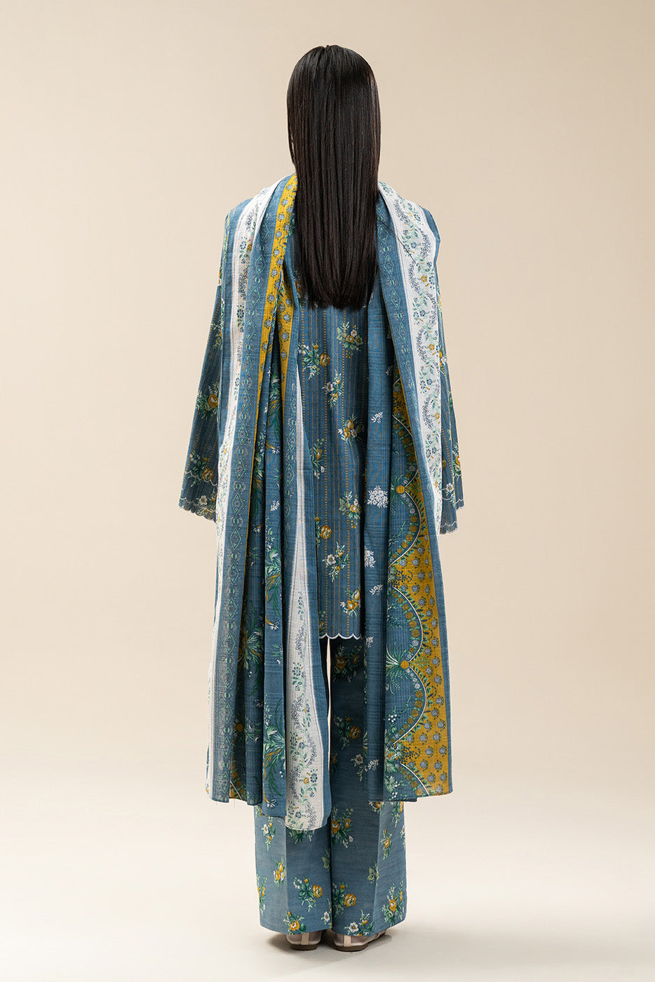 3 PIECE EMBROIDERED KHADDI JQ SUIT-CAROLINA GLOW (UNSTITCHED)