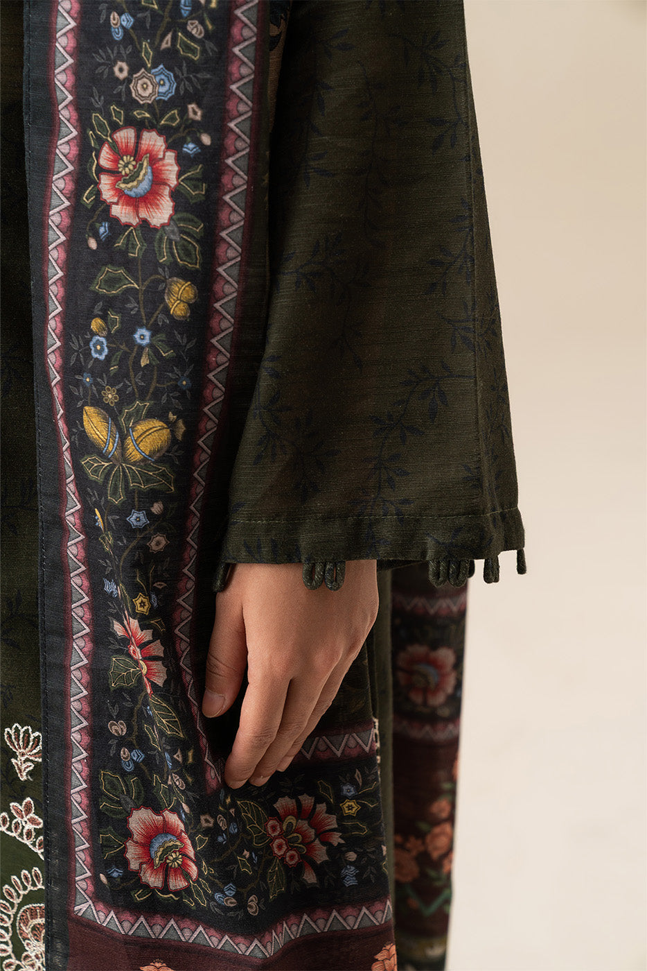 3 PIECE EMBROIDERED SLUB KHADDAR SUIT-JUNIPER BLISS (UNSTITCHED)