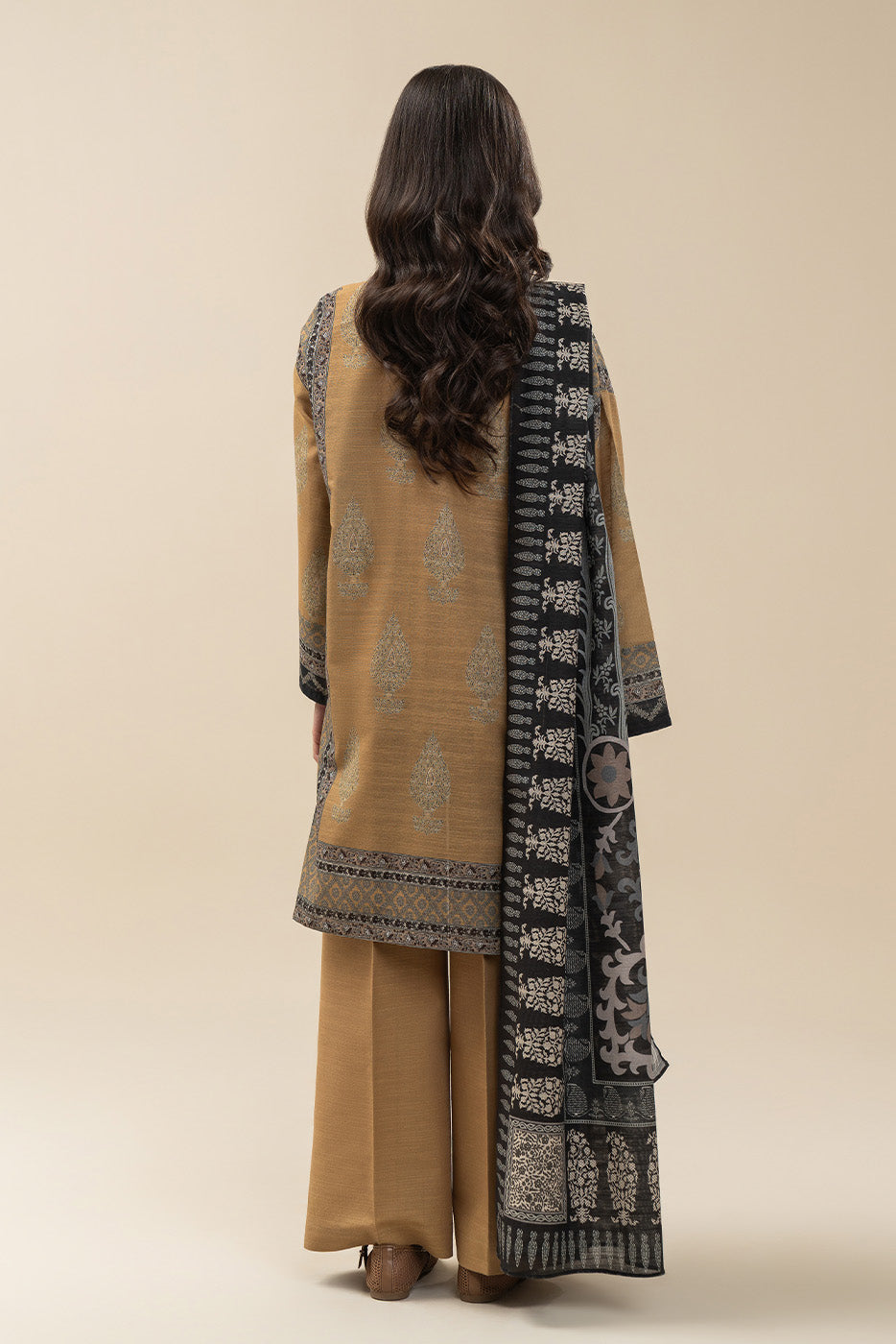 3 PIECE PRINTED SLUB KHADDAR SUIT-FLAXEN TINT (UNSTITCHED)