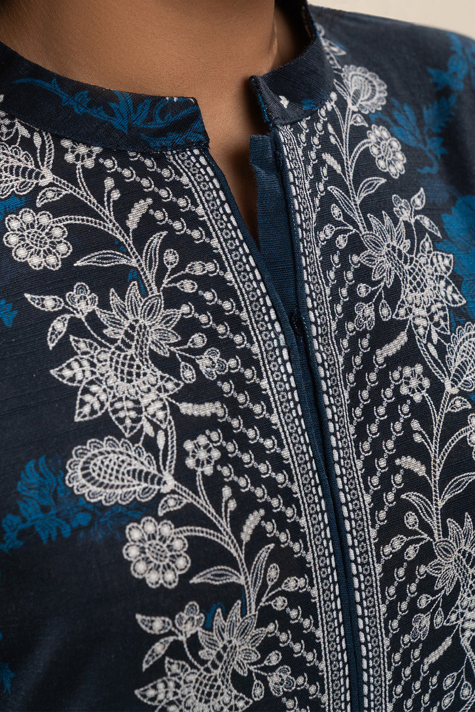 3 PIECE PRINTED SLUB KHADDAR SUIT-ARCANE DUSK (UNSTITCHED)