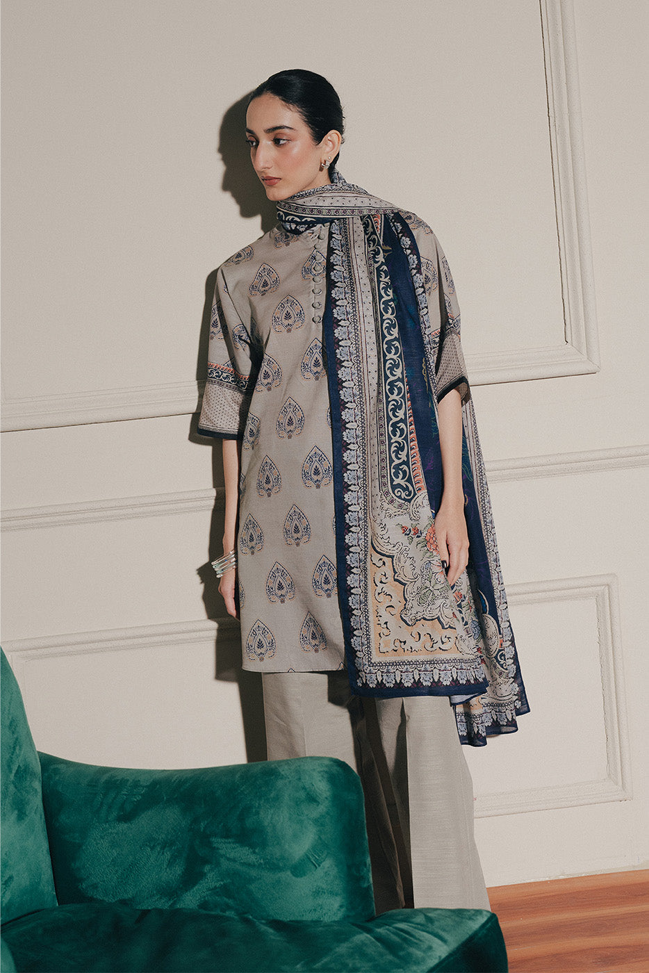 3 PIECE PRINTED SLUB KHADDAR SUIT-SAPPHIRE WHISPER (UNSTITCHED)