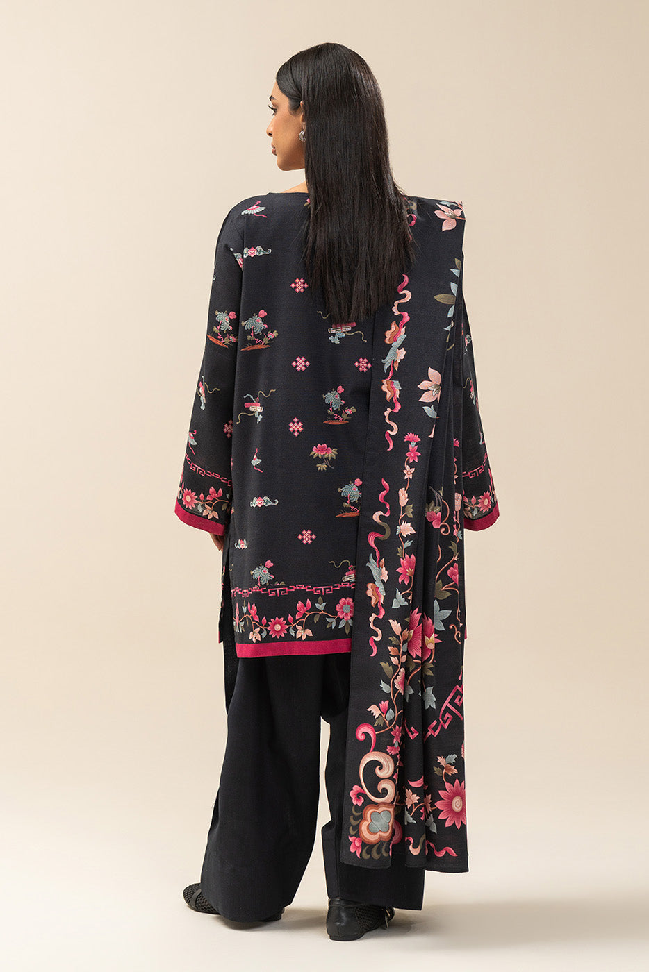 3 PIECE PRINTED SLUB KHADDAR SUIT-ORIENTALIST DREAM (UNSTITCHED)