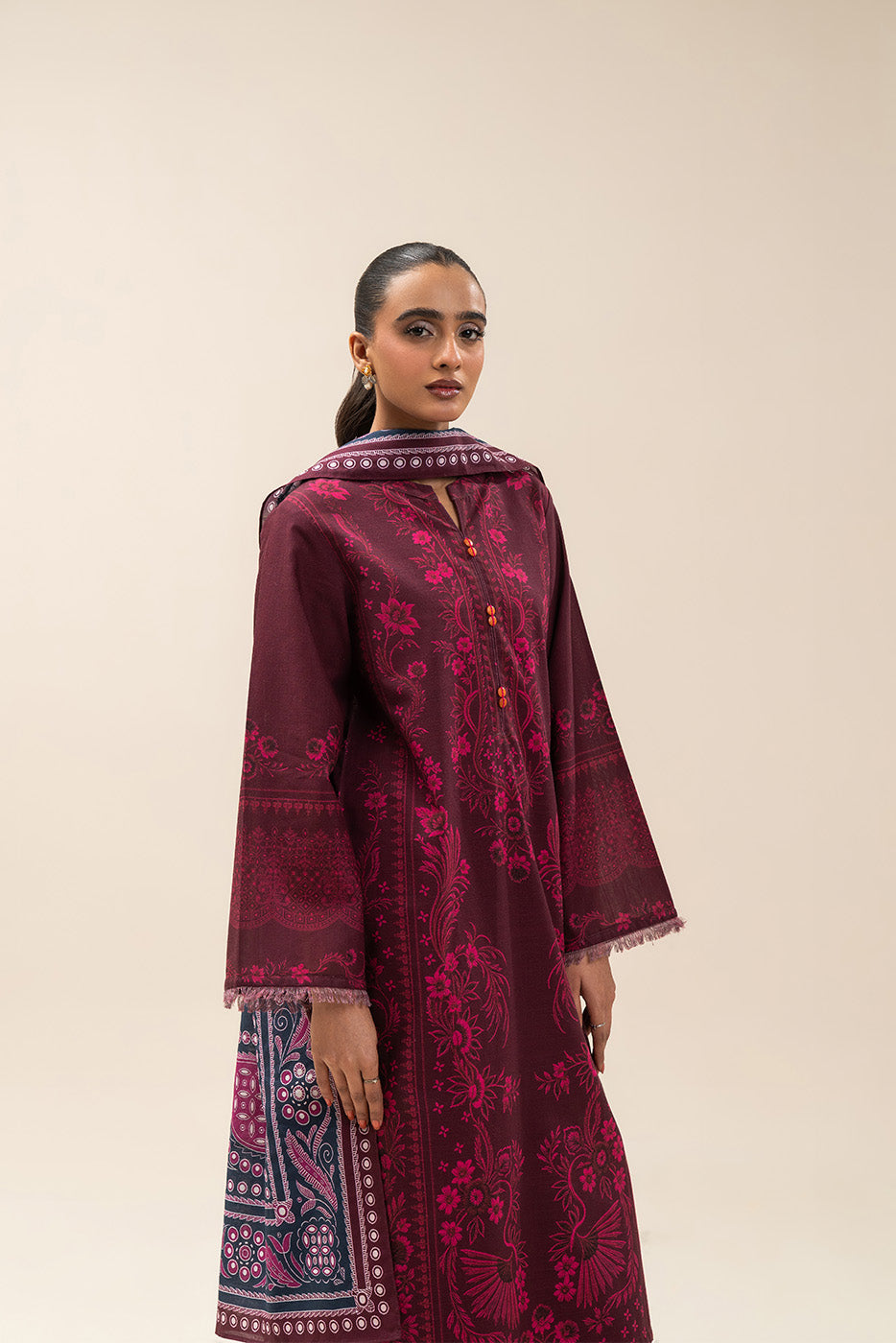 3 PIECE PRINTED SLUB KHADDAR SUIT-MYSTIC MAROON (UNSTITCHED)