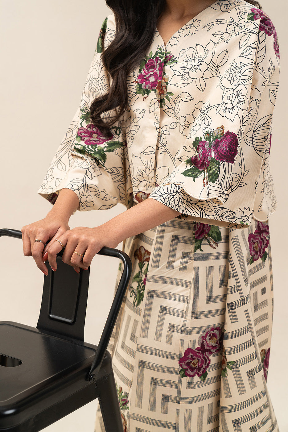 2 PIECE PRINTED CAMBRIC SUIT-BLOOMY WEFT (UNSTITCHED)