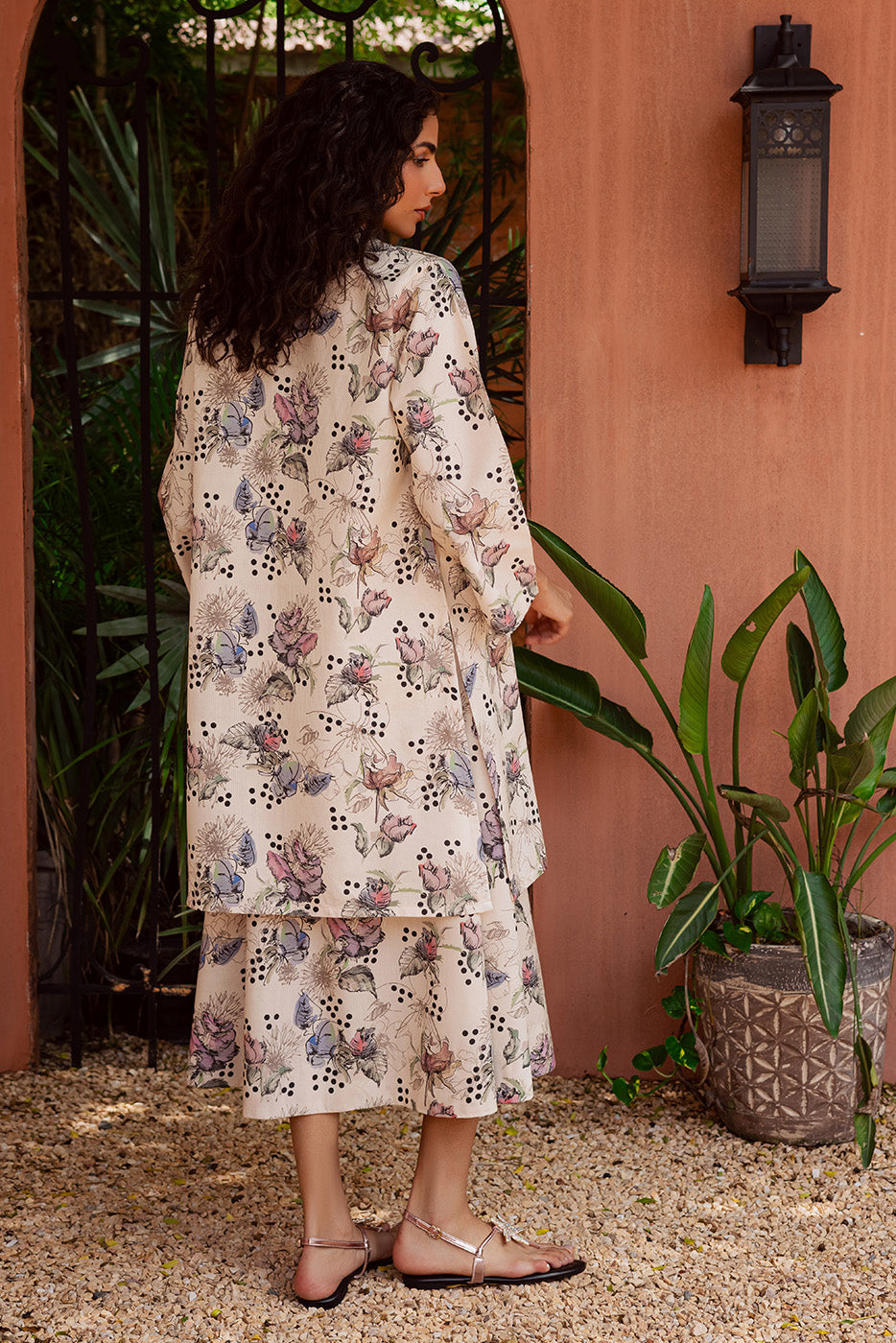 2 PIECE PRINTED LINEN SUIT-WHIMSICAL FOAM (UNSTITCHED)