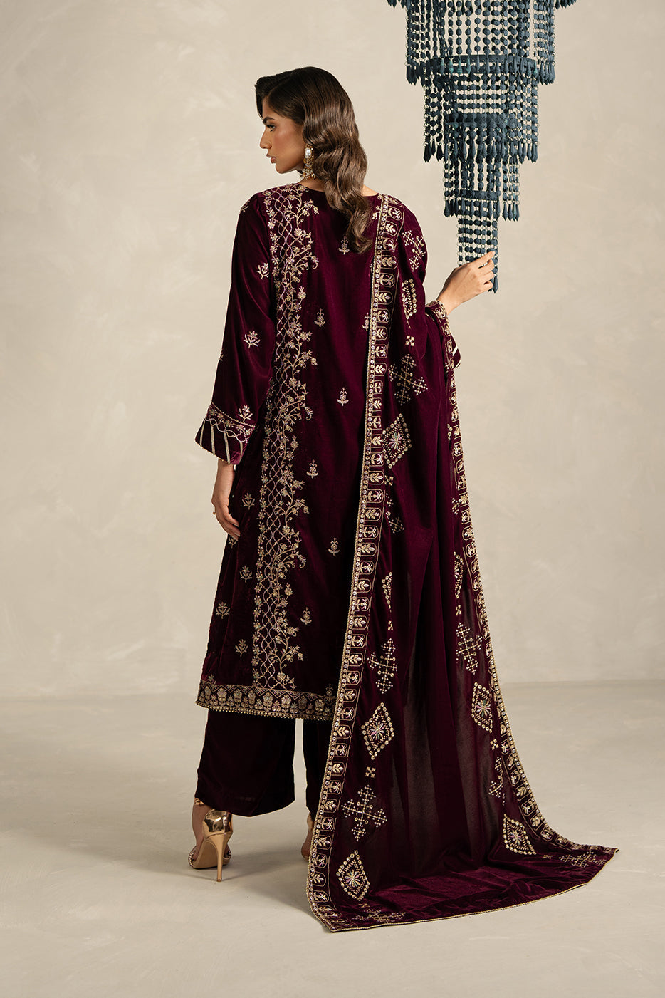 3 PIECE EMBROIDERED VELVET SUIT-BURGUNDY GLOW (UNSTITCHED)