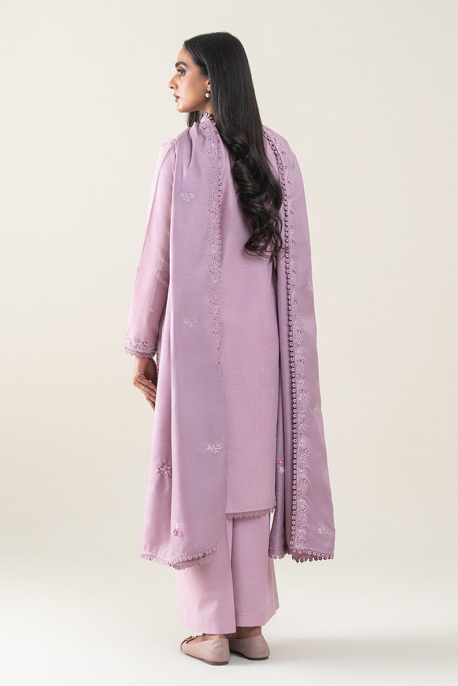 3 PIECE EMBROIDERED SLUB KHADDAR SUT-SUBTLE PINK (UNSTITCHED)