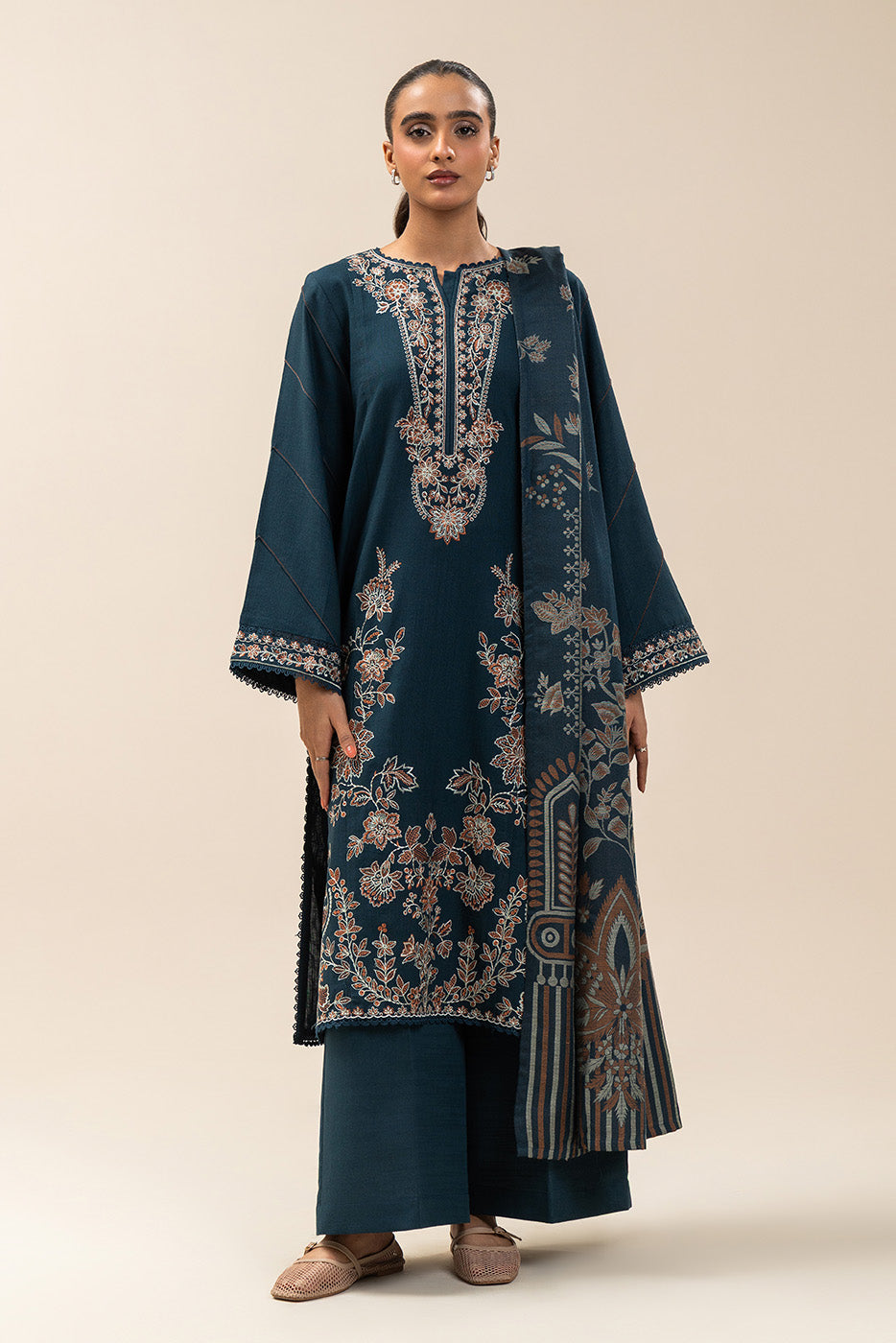3 PIECE EMBROIDERED SLUB KHADDAR SUIT-AEGEAN DREAM (UNSTITCHED)