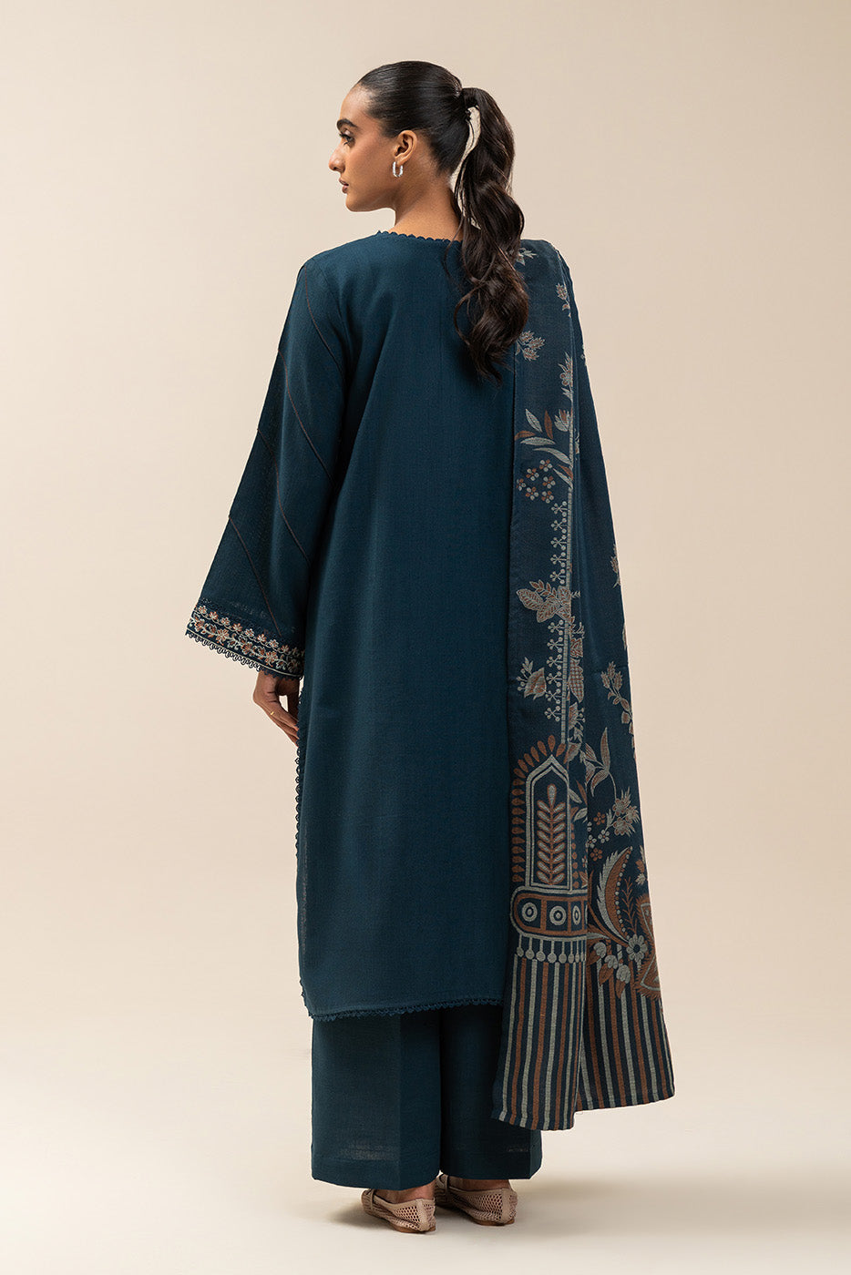3 PIECE EMBROIDERED SLUB KHADDAR SUIT-AEGEAN DREAM (UNSTITCHED)