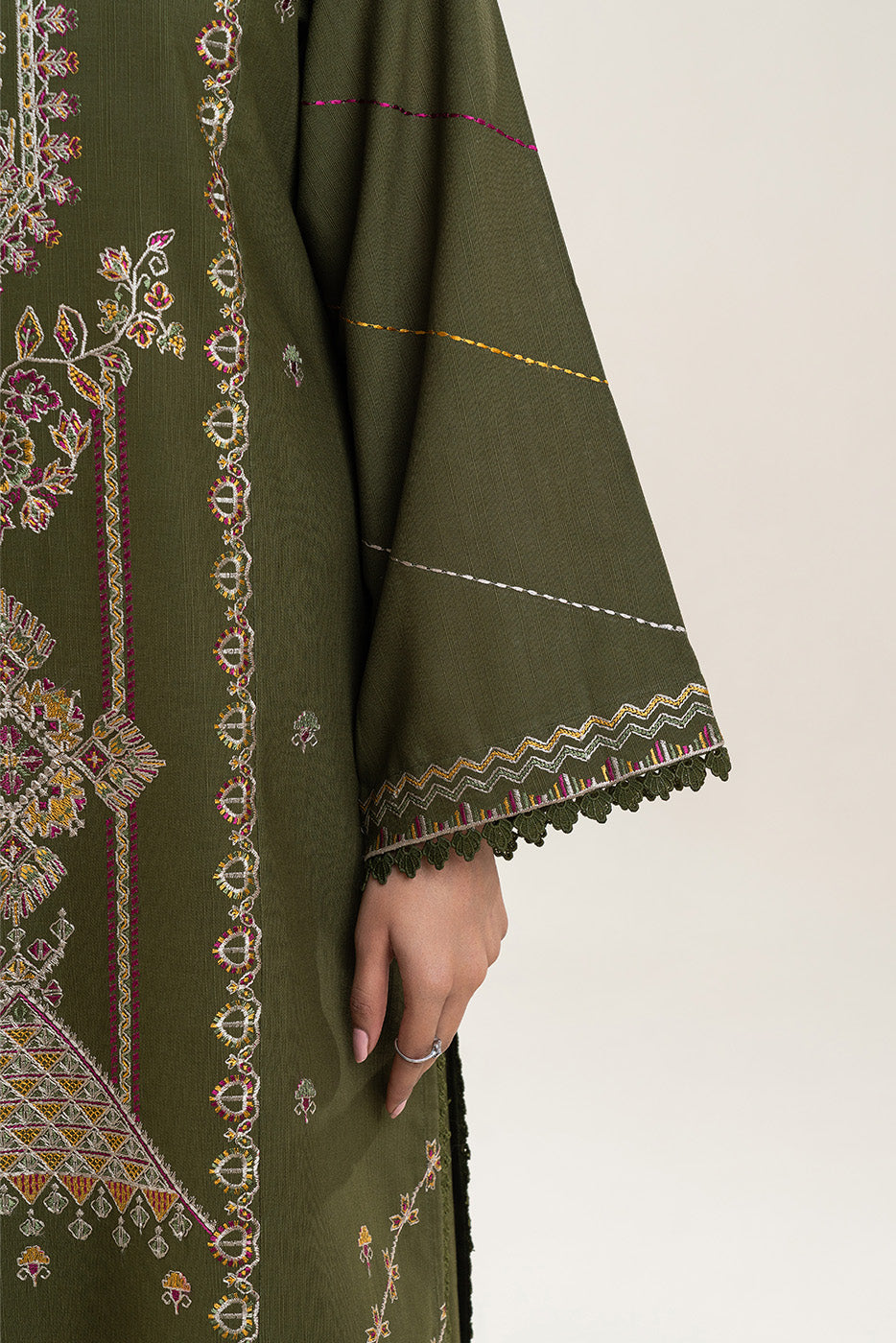 3 PIECE EMBROIDERED SLUB KHADDAR SUIT-BASIL MAZE (UNSTITCHED)