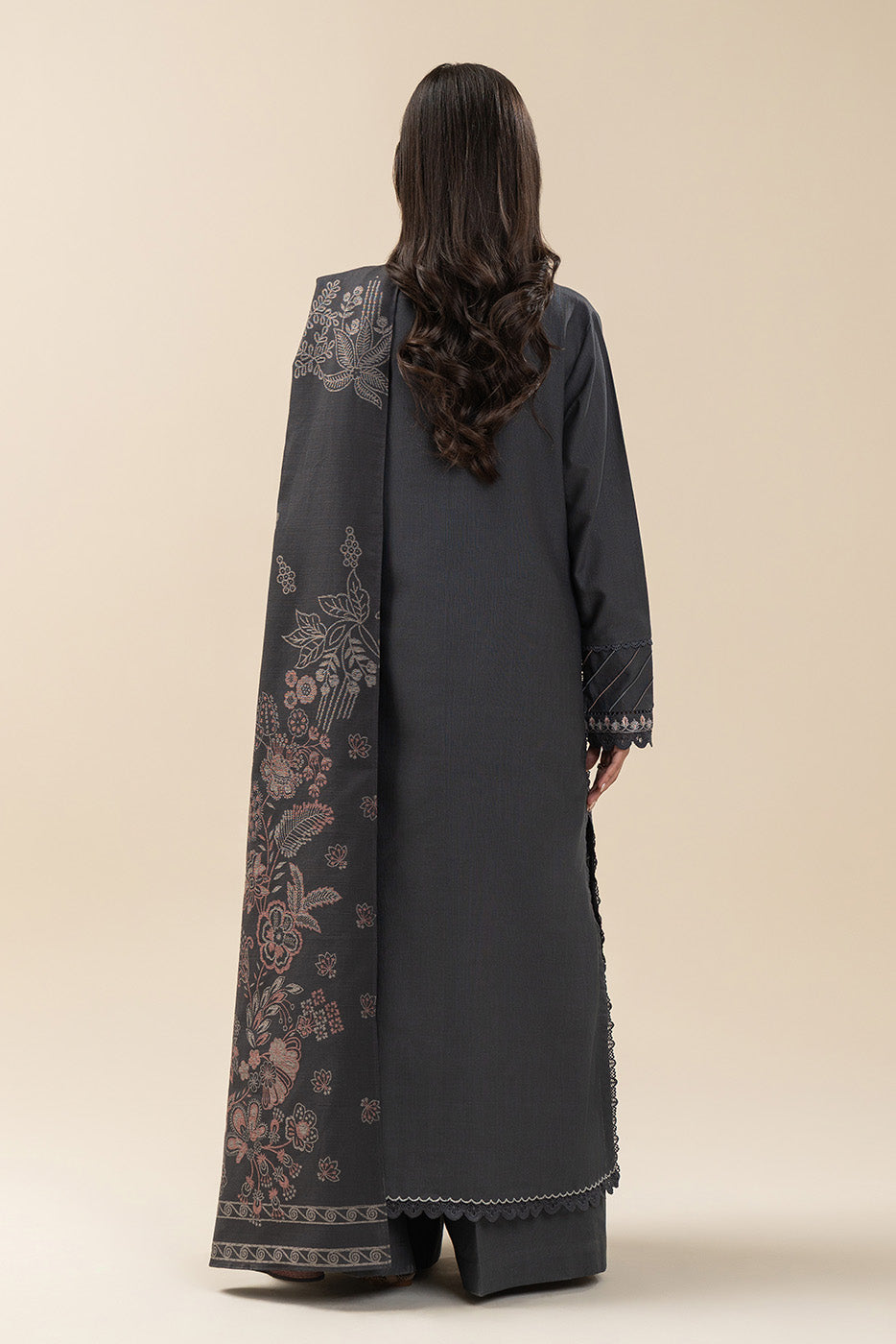 3 PIECE EMBROIDERED SLUB KHADDAR SUIT-GRAPHITE GREY (UNSTITCHED)