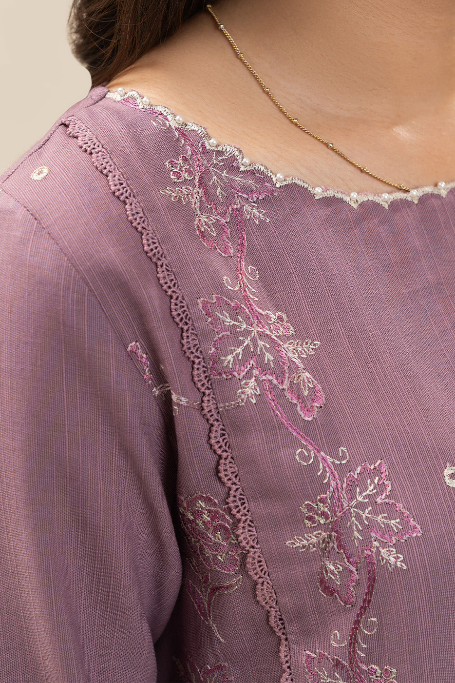 3 PIECE EMBROIDERED SLUB KHADDAR SUIT-ANTIQUE MAUVE (UNSTITCHED)