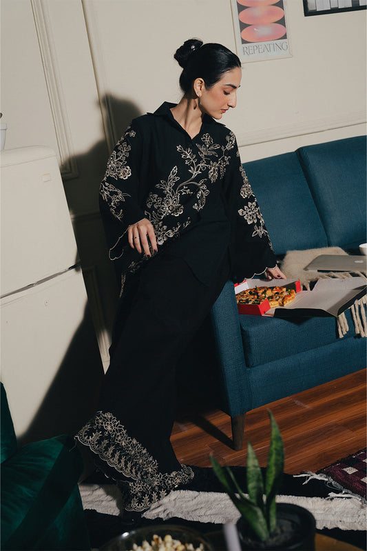 2 PIECE EMBROIDERED SLUB KHADDAR SUIT-OBSIDIAN GLINT (UNSTITCHED)