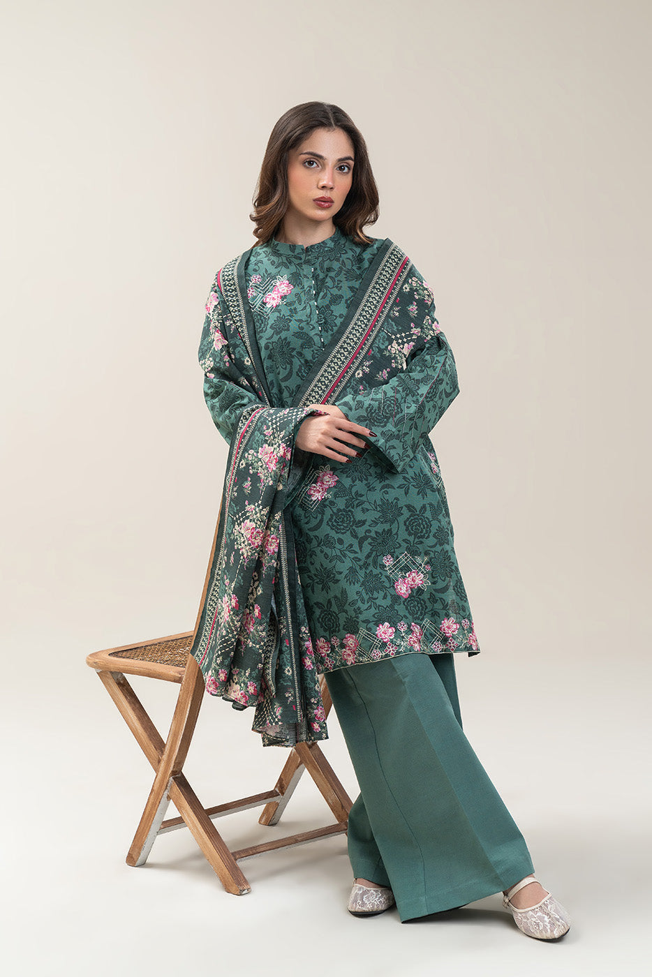 3 PIECE EMBROIDERED SLUB KHADDAR SUIT-TEAL MIST (UNSTITCHED)