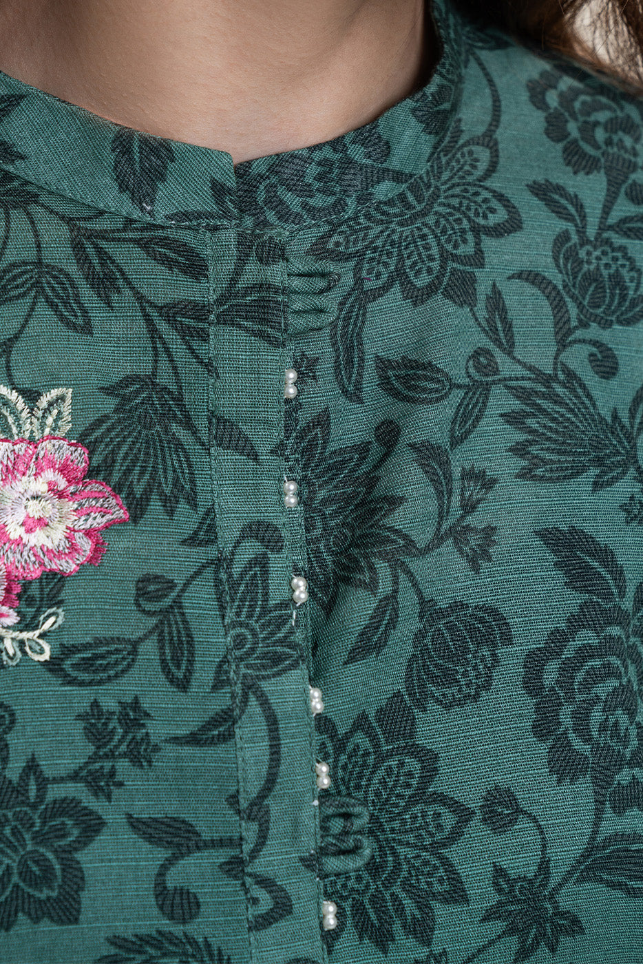 3 PIECE EMBROIDERED SLUB KHADDAR SUIT-TEAL MIST (UNSTITCHED)