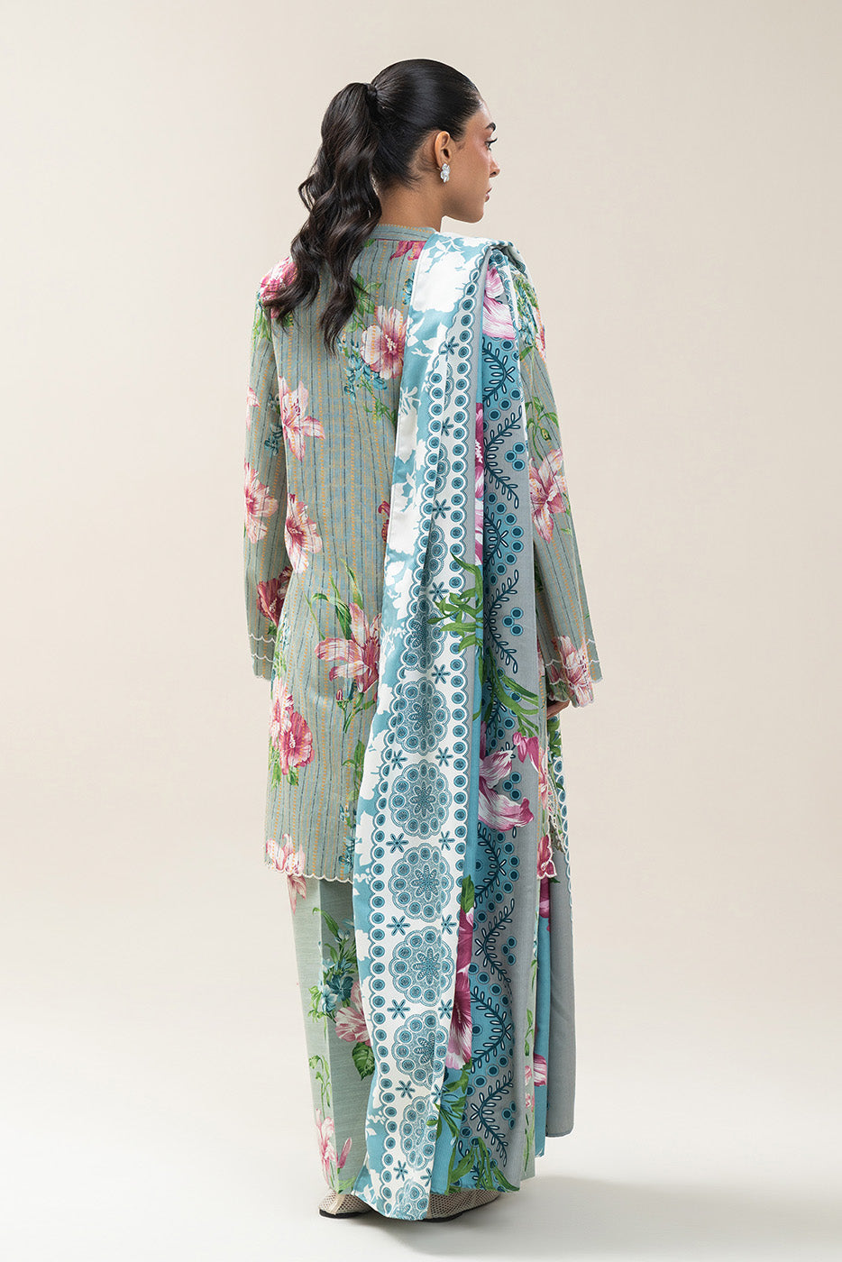 3 PIECE EMBROIDERED KHADDI JQ SUIT-SMOKEY GREEN