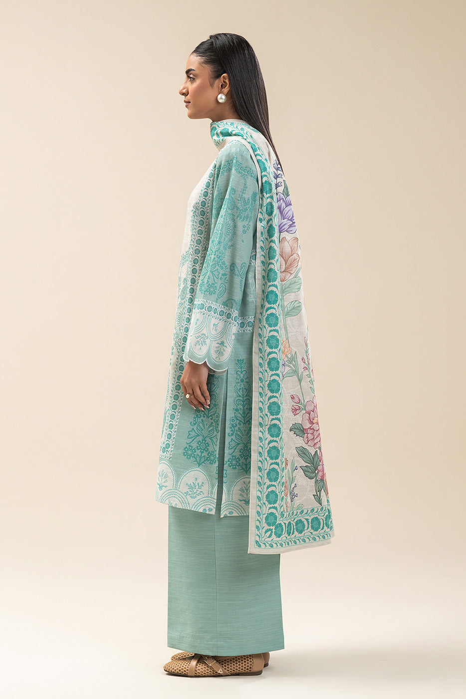 3 PIECE PRINTED SLUB KHADDAR SUIT-SAPPHIRE BLOOM (UNSTITCHED)