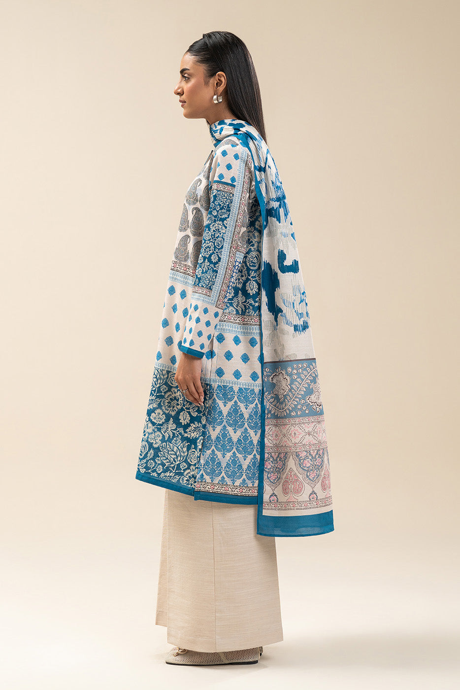 2 PIECE PRINTED SLUB KHADDAR SUIT-IVORY DEPTH (UNSTITCHED)