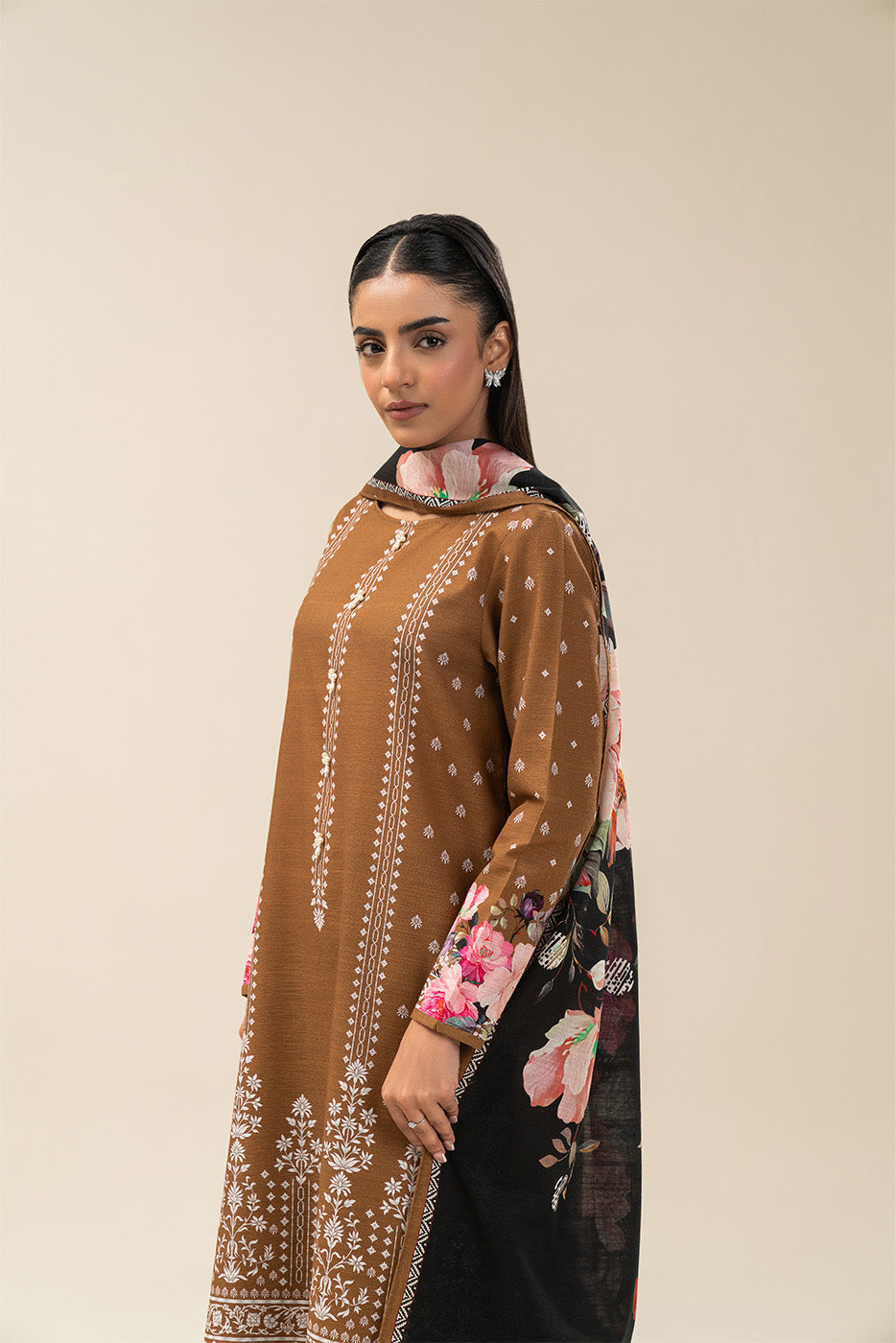 3 PIECE PRINTED SLUB KHADDAR SUIT-RUSSET MIST (UNSTITCHED)