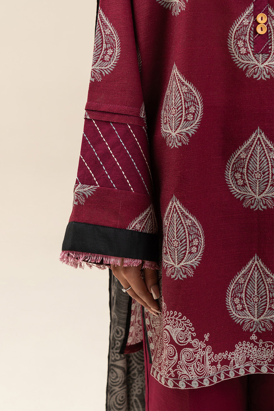 2 PIECE PRINTED SLUB KHADDAR SUIT-GARNET GLINT (UNSTITCHED)