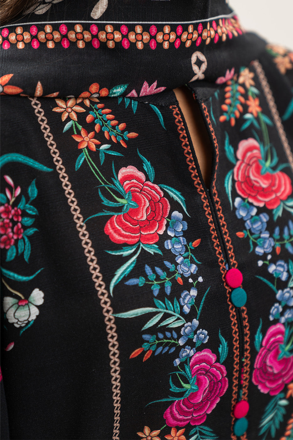 3 PIECE PRINTED SLUB KHADDAR SUIT-ONYX MYSTERY (UNSTITCHED)