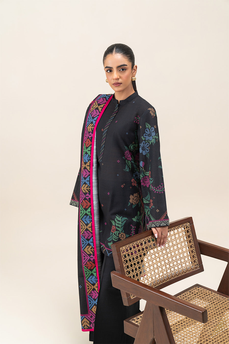 3 PIECE PRINTED SLUB KHADDAR SUIT-MIDNIGHT BLOOM