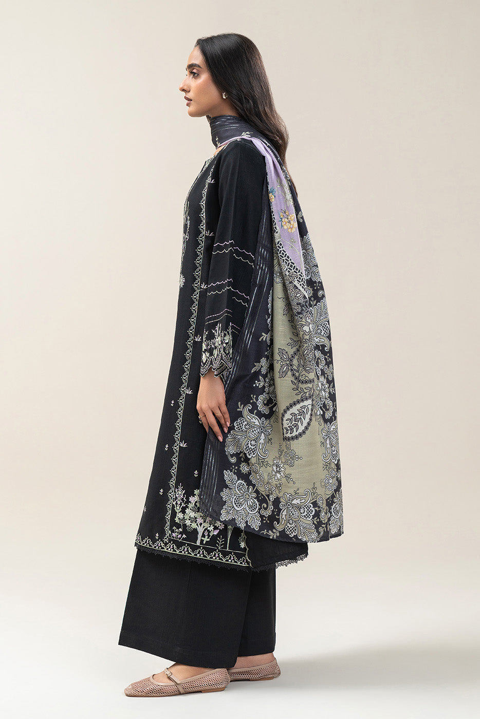 3 PIECE EMBROIDERED SLUB KHADDAR SUIT-MOONLIGHT ECHO (UNSTITCHED)