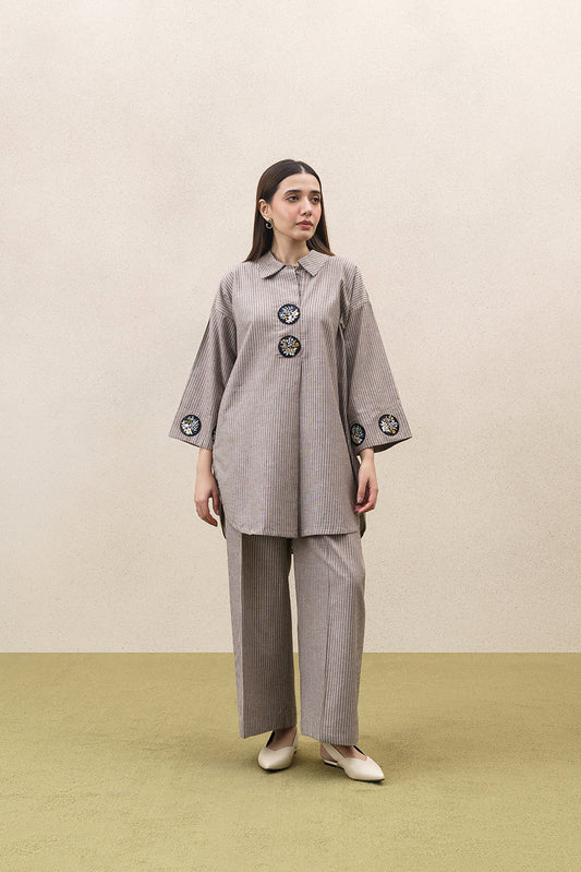 2 PIECE EMBROIDERED YARN DYED SUIT (PRET)