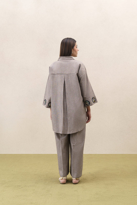 2 PIECE EMBROIDERED YARN DYED SUIT (PRET)