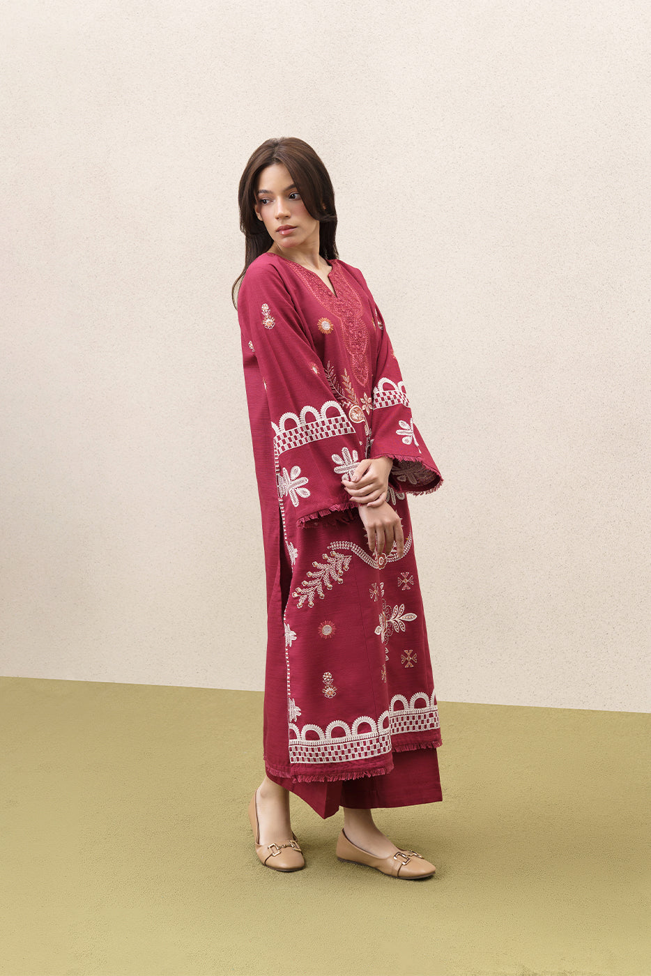 2 PIECE EMBROIDERED SLUB KHADDAR SUIT (PRET)