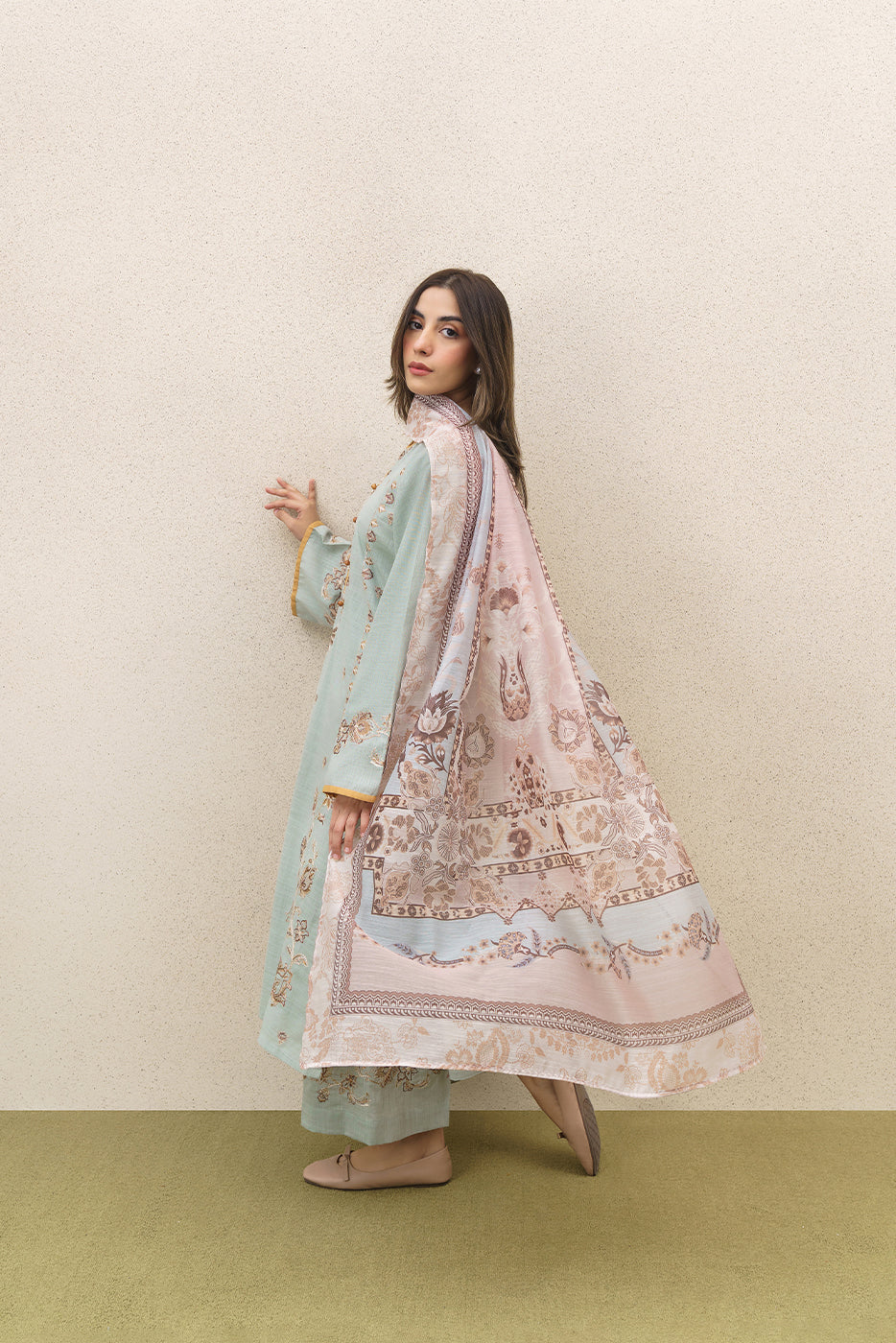3 PIECE EMBROIDERED SLUB SUIT (PRET)
