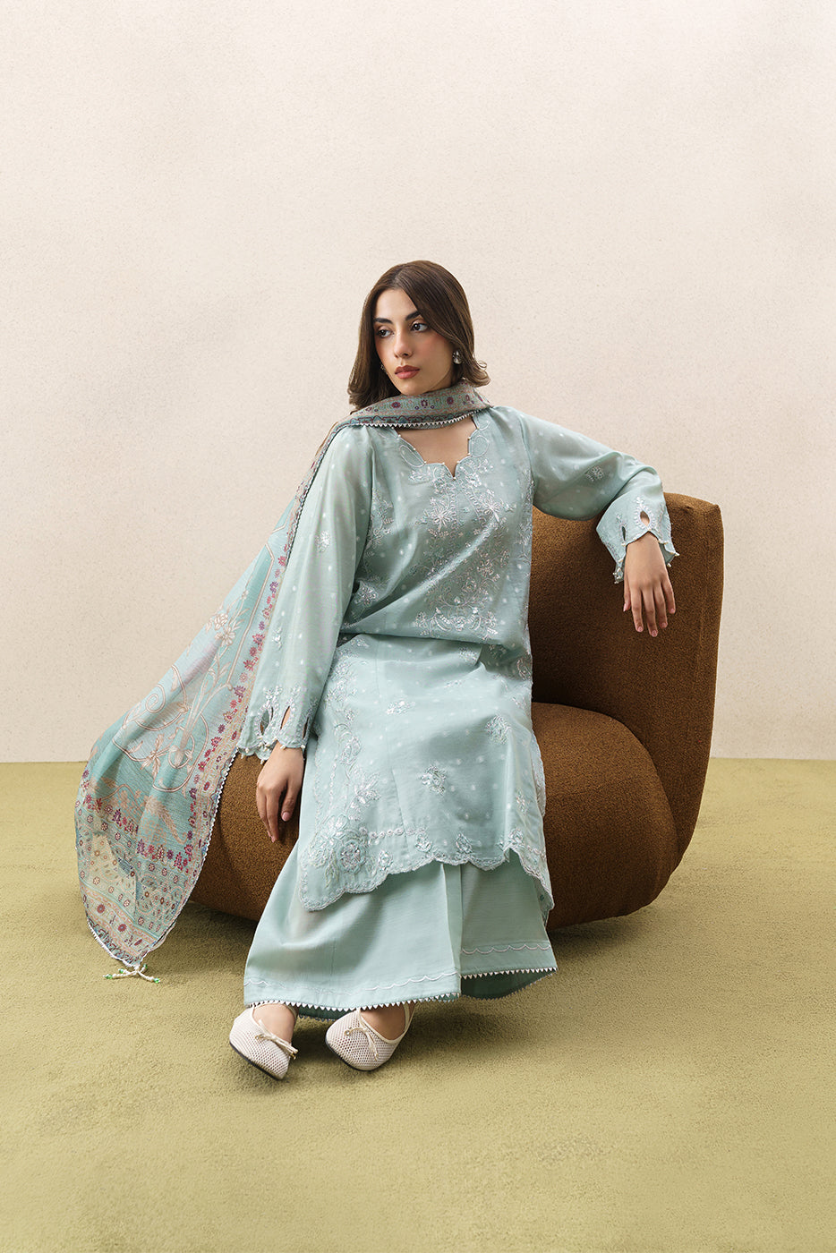 3 PIECE EMBROIDERED YARN DYED JACQUARD SUIT-FLORAL SYMPHONY (UNSTITCHED)