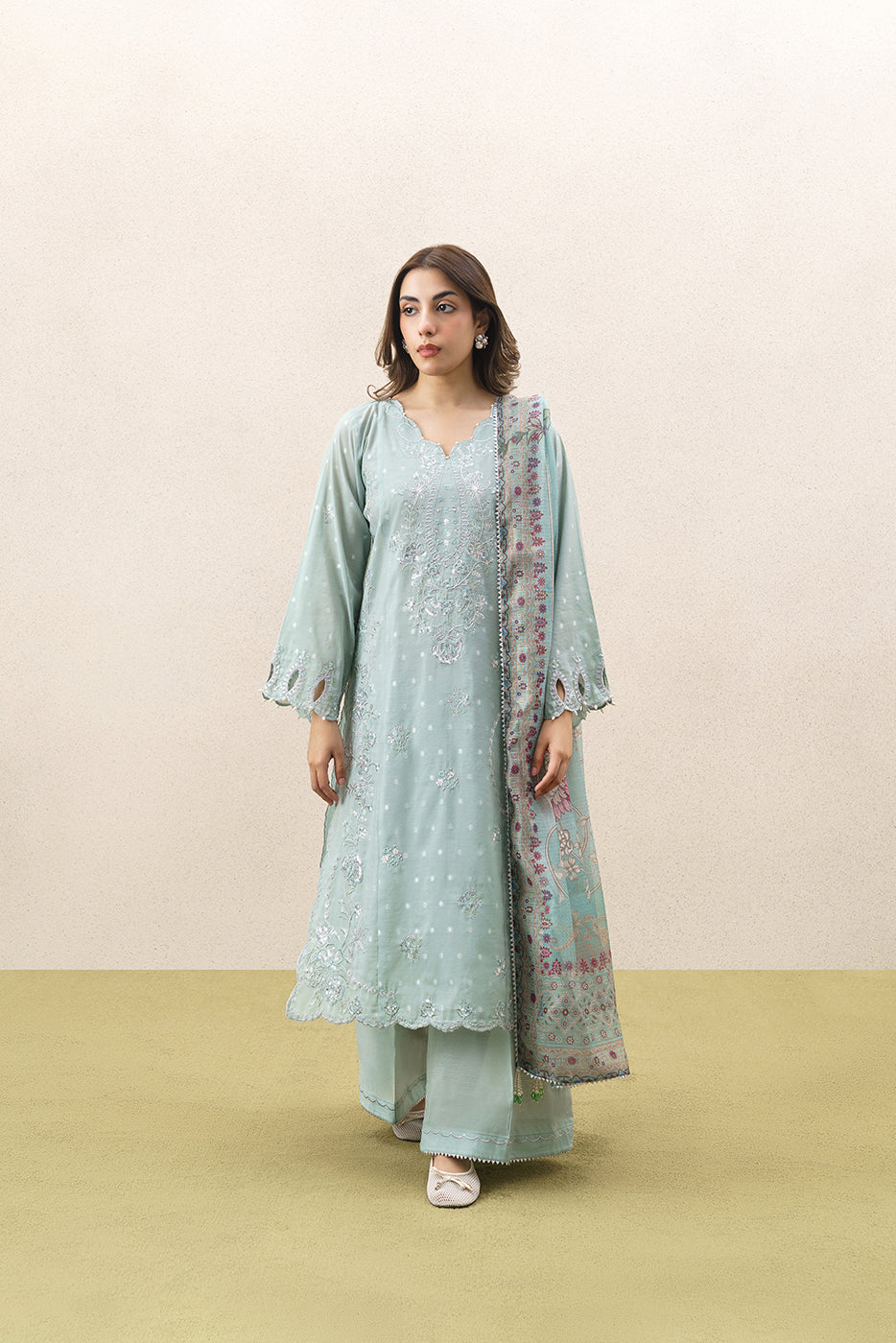 3 PIECE EMBROIDERED YARN DYED JACQUARD SUIT-FLORAL SYMPHONY (UNSTITCHED)