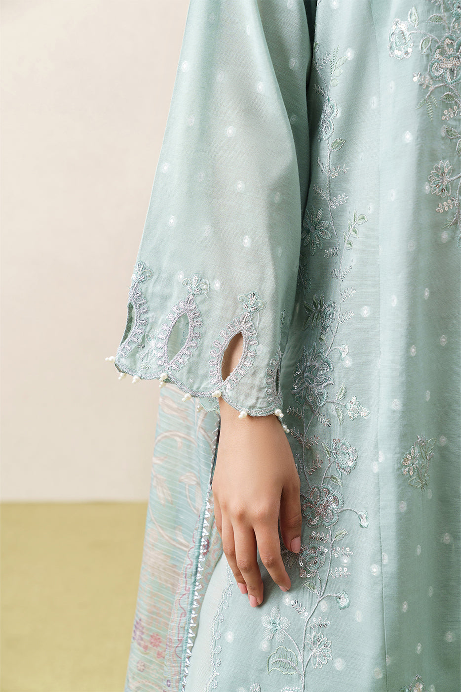 3 PIECE EMBROIDERED YARN DYED JACQUARD SUIT-FLORAL SYMPHONY (UNSTITCHED)