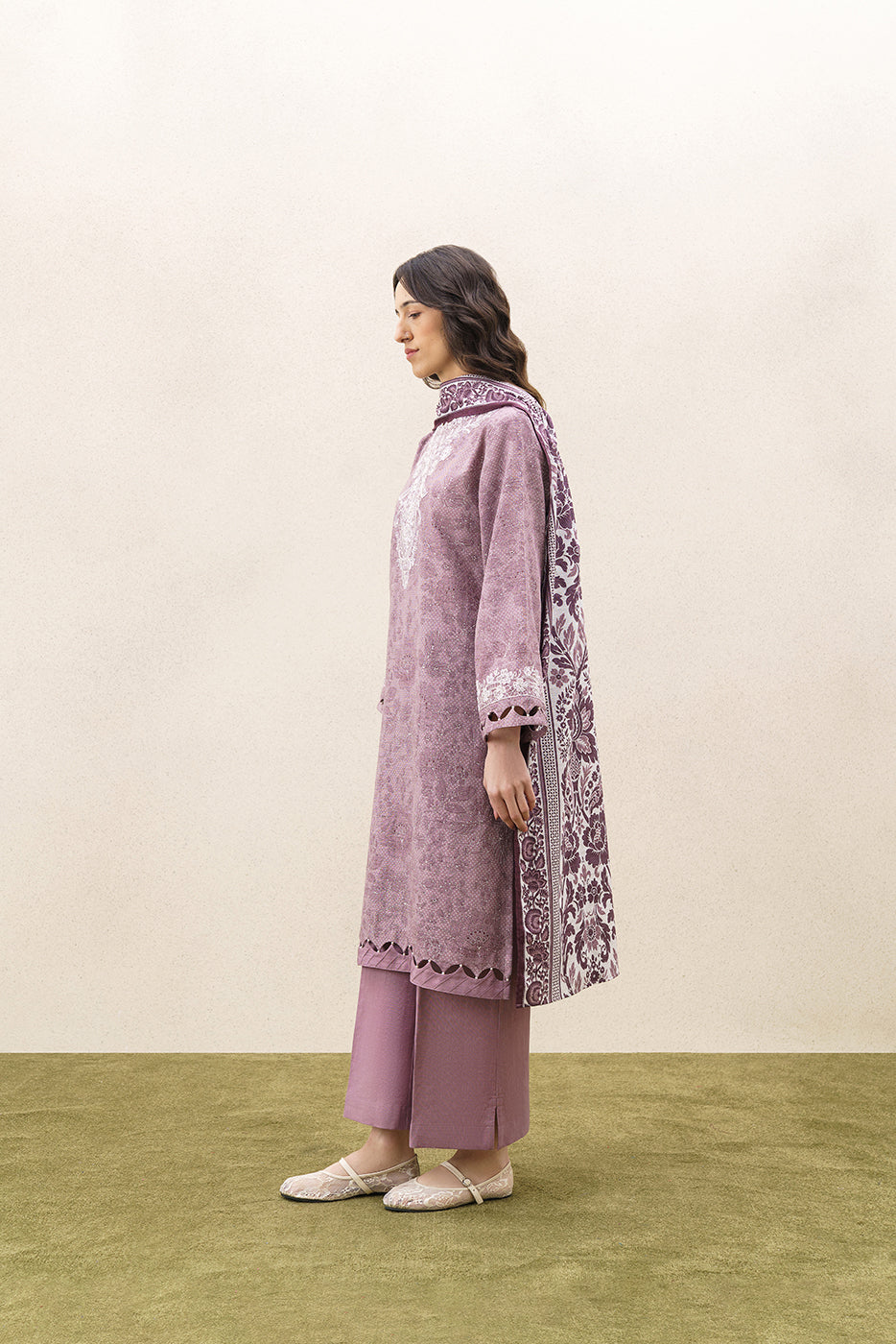 3 PIECE EMBROIDERED KHADDAR SUIT-FROSTED ROSE (UNSTITCHED)