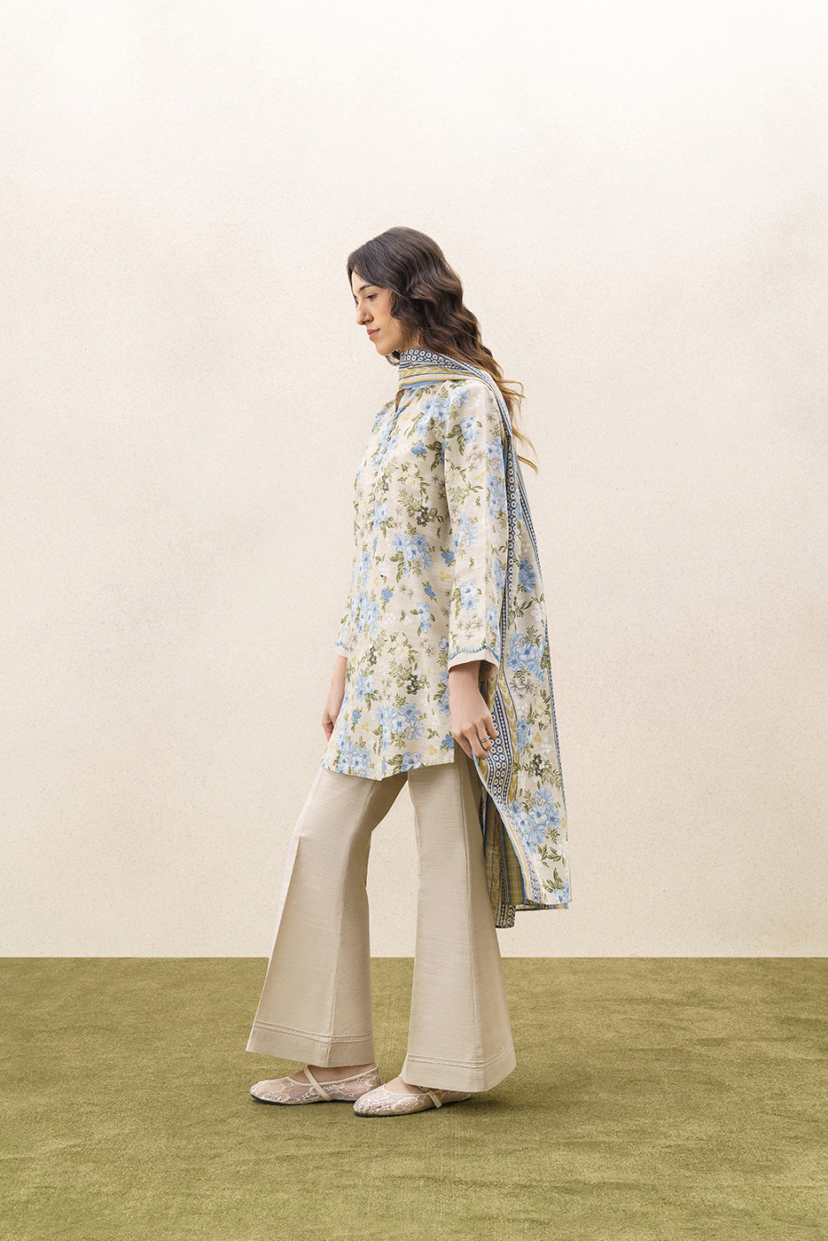 3 PIECE PRINTED KHADDAR SUIT-AQUA ESSENCE (UNSTITCHED)