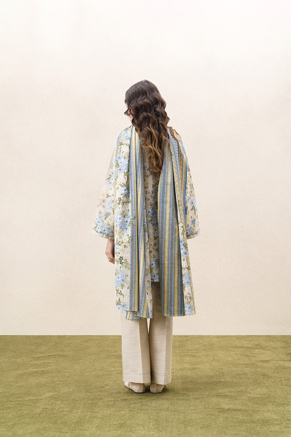 3 PIECE PRINTED KHADDAR SUIT-AQUA ESSENCE (UNSTITCHED)