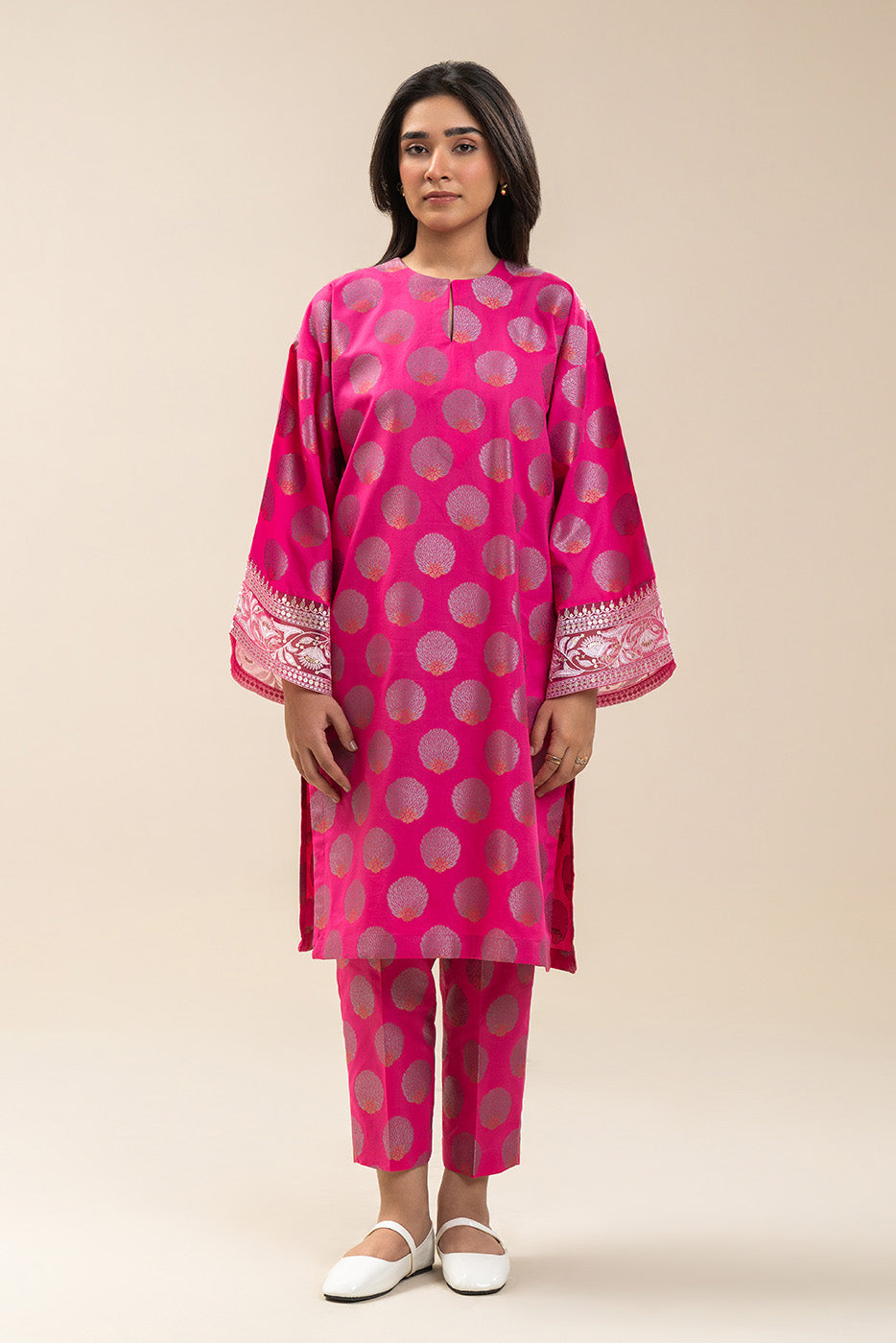 2 PIECE EMBROIDERED JACQUARD SUIT (PRET)