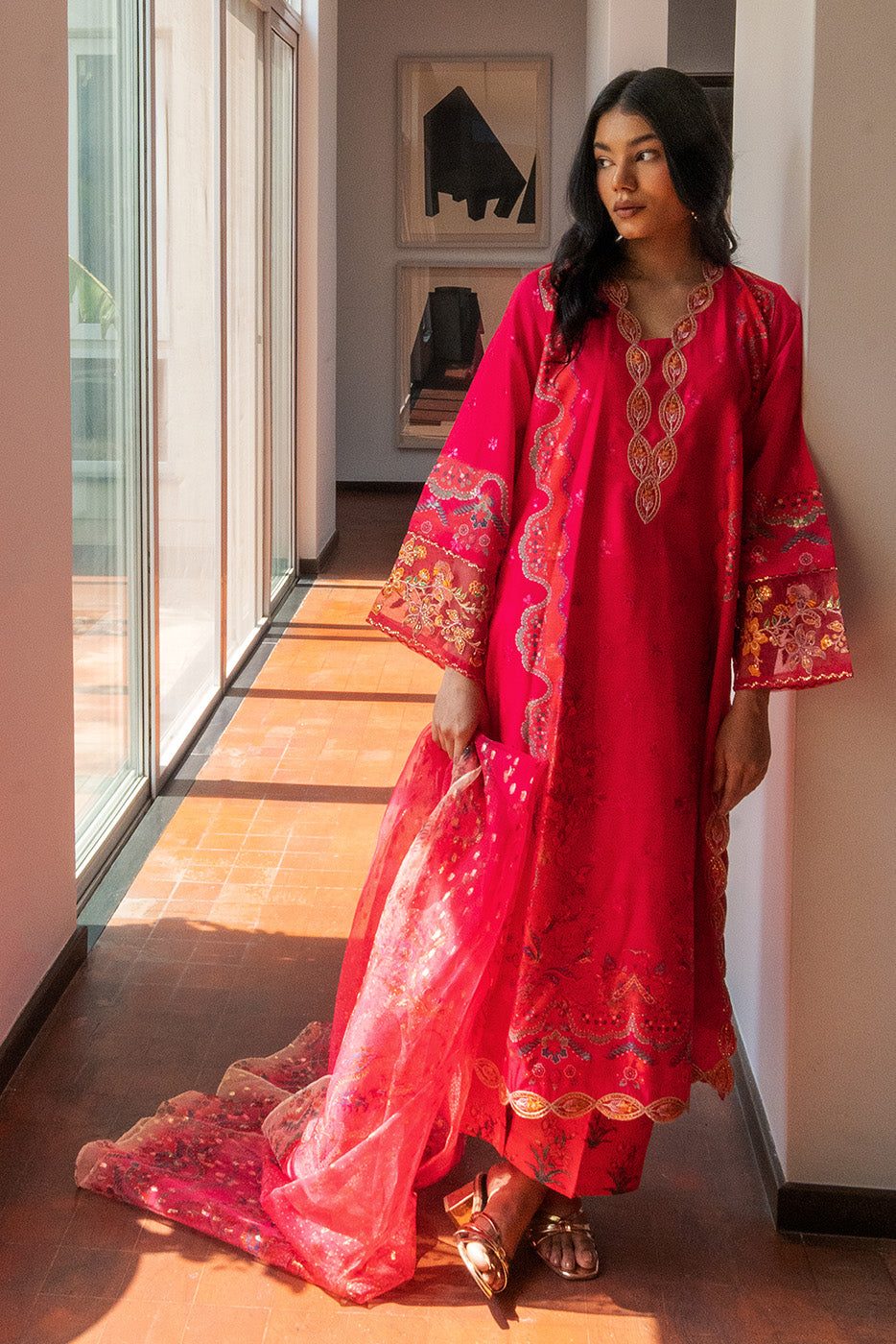 3 PIECE EMBROIDERED ZARI JACQUARD SUIT (LUXURY PRET)