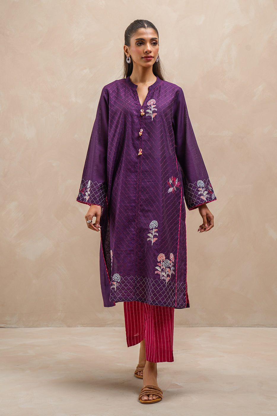 2 PIECE EMBROIDERED TWO TONE SUIT (LUXURY-PRET)