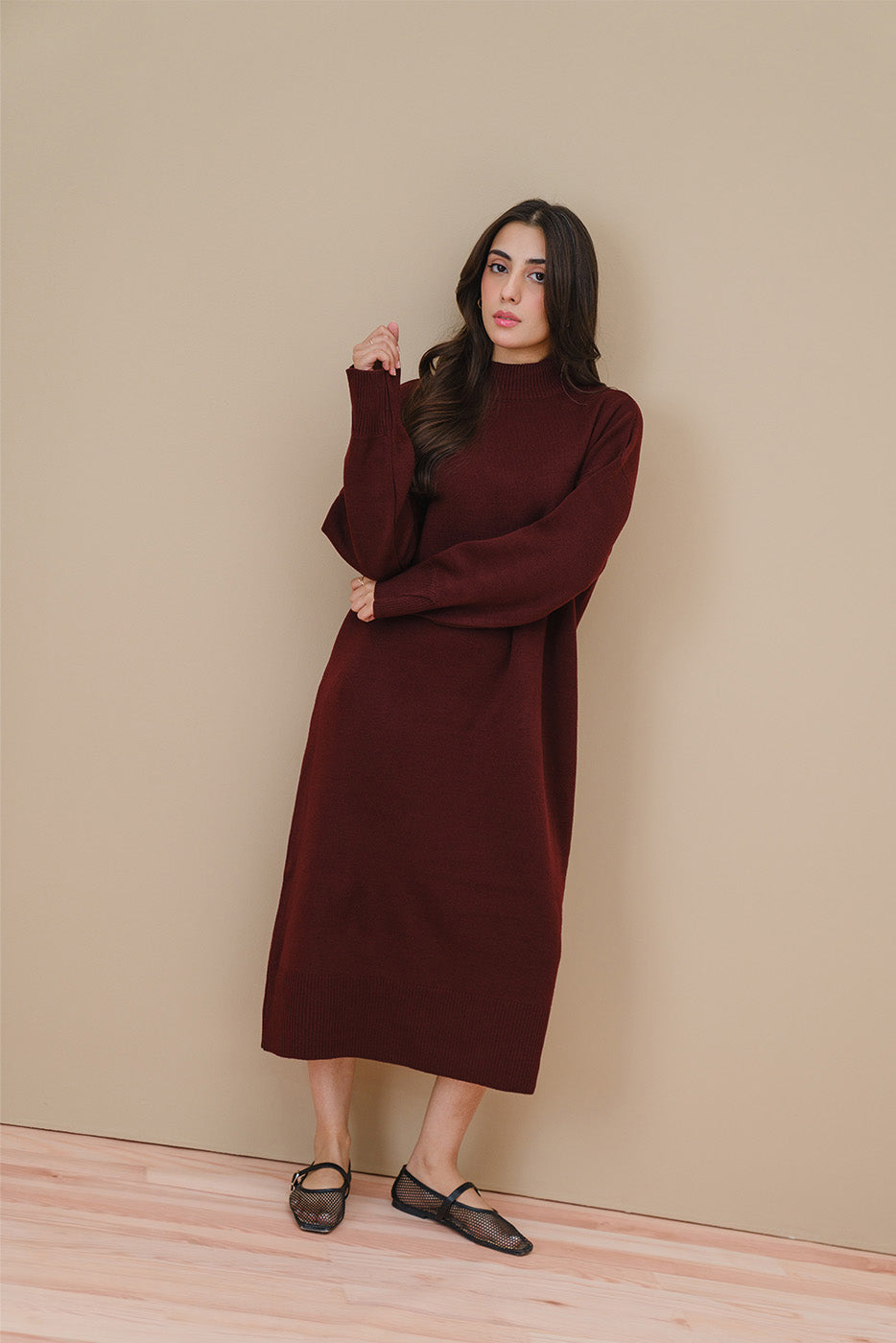 THUMBHOLE SLEEVE LONG DRESS