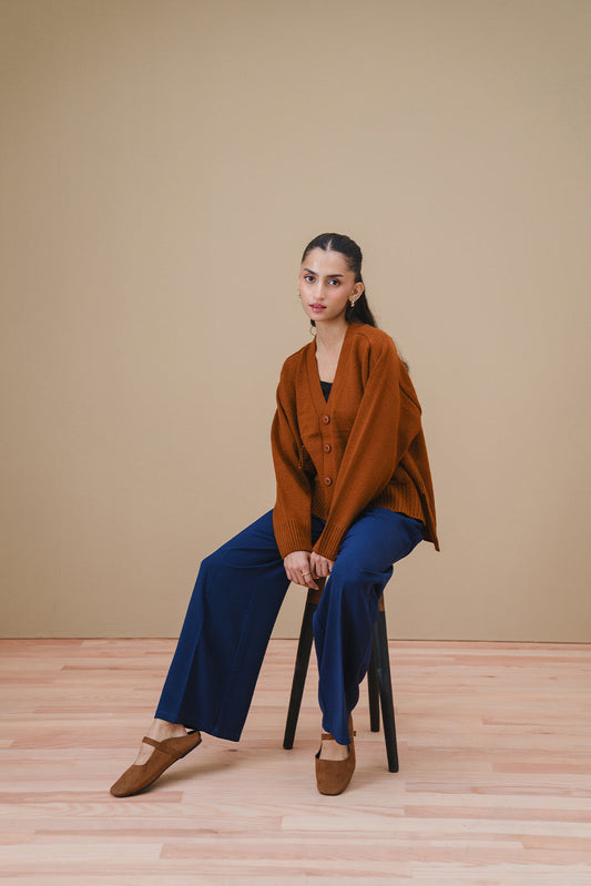 V-NECK CROPPED CARDIGAN