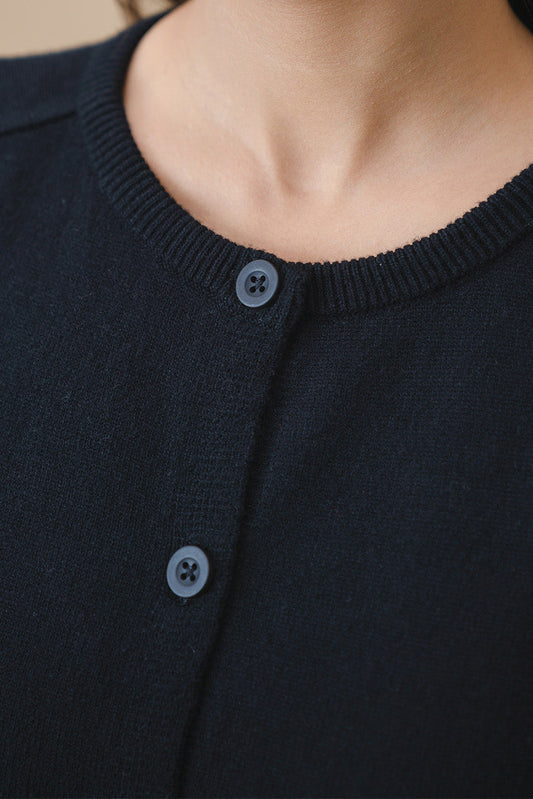 SLIM FIT CREW NECK CARDIGAN