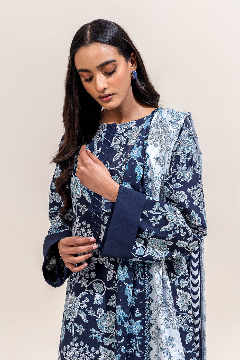 2 PIECE PRINTED LAWN SUIT-MELODY BLUE (UNSTITCHED)