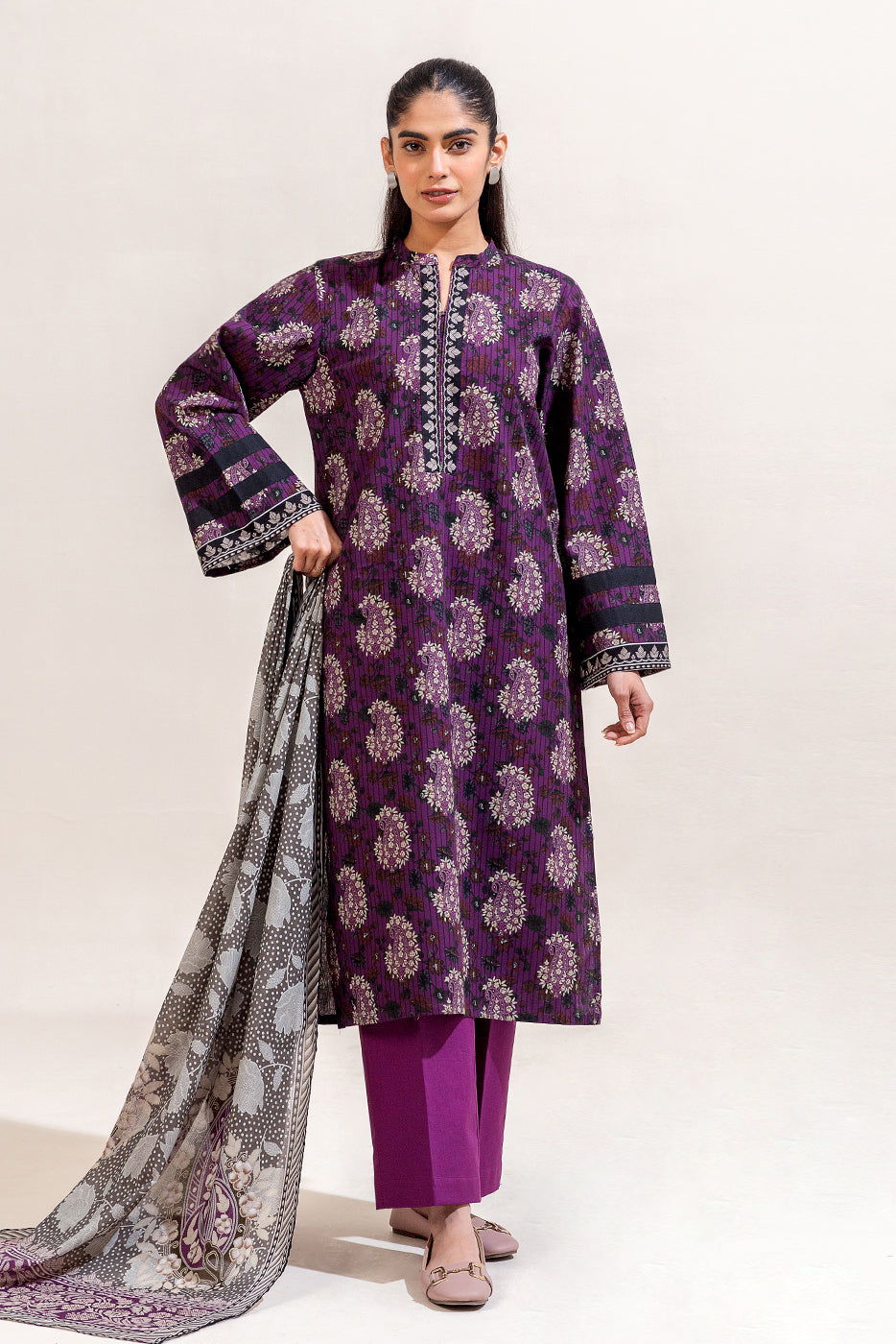 3 PIECE PRINTED LAWN SUIT-VOILET WEFT (UNSTITCHED)