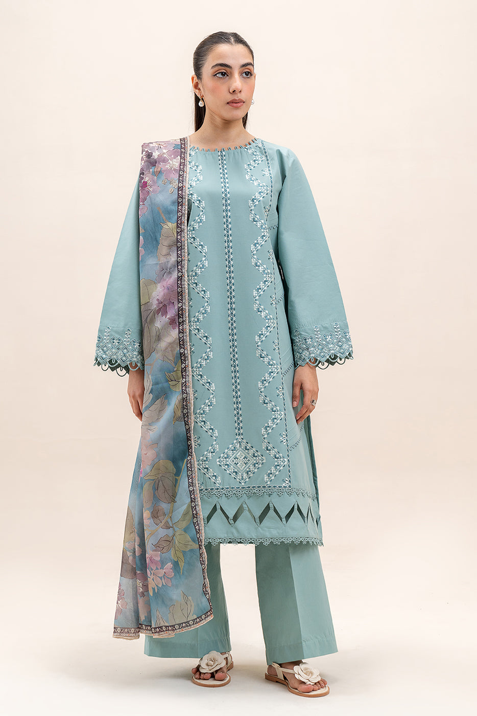 3 PIECE EMBROIDERED LAWN SUIT-SAPPHIRE MUSK (UNSTITCHED)